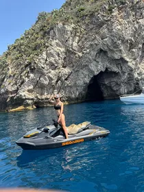 Jet Ski mieten in Taormina und Letojanni. Partner Weißer Lotus
