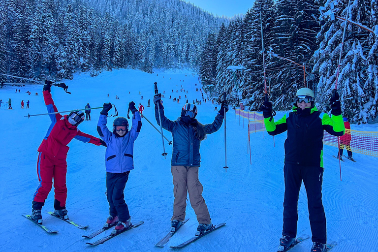 Brasov: Excursión de un día con clases de esquí para todas las edades y niveles