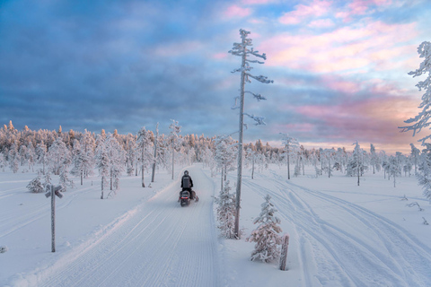 Snowmobile tour in Rovaniemi Lapland in small group