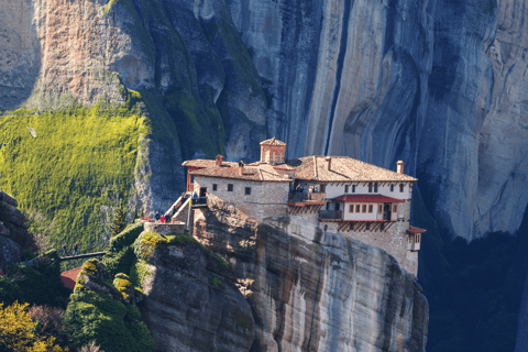 Meteora: Private Day Trip from ThessalonikiMeteora Day Trip