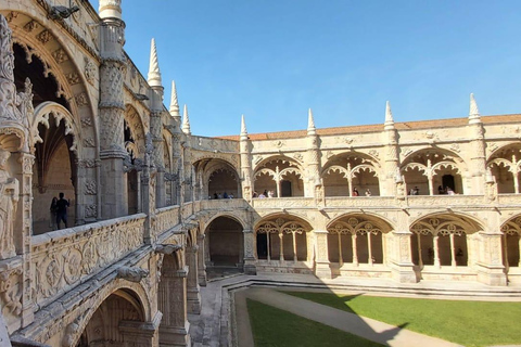 Belém: Jeronimos Monastery, Tickets and Guided tour