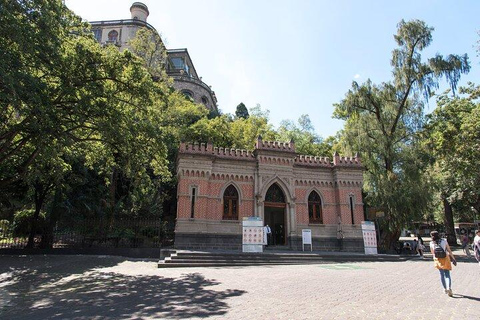 Mexico City: Chapultepec Castle Skip-the-Line Entry Ticket