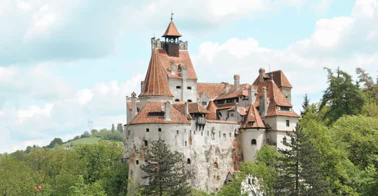 Top Castles and Fortresses in Transylvania - Brasov Trip Ideas