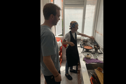 Bogotá: Tour por el mercado de Perseverancia y clase de cocina con lugareños