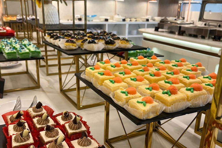 Boracay Private Island-Hopping Tour and Buffet Dinner