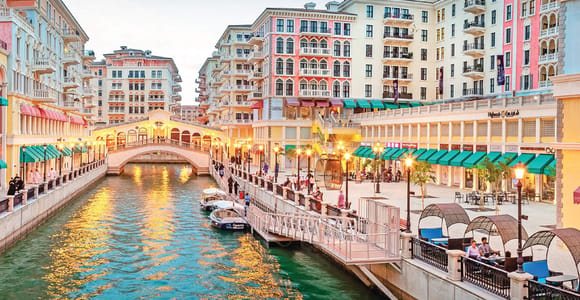 Doha: Guided City Tour With Hotel & Airport Pick-up