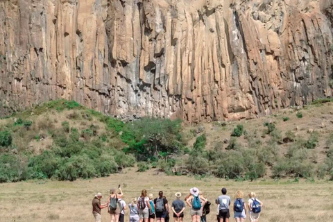 Nairobi: Hell's Gate National Park and Lake Naivasha Tour