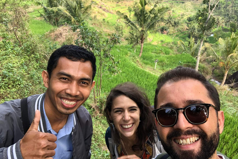 Borobudur-tempel en rijstterras Wandelen naar de Selogriyo-tempel