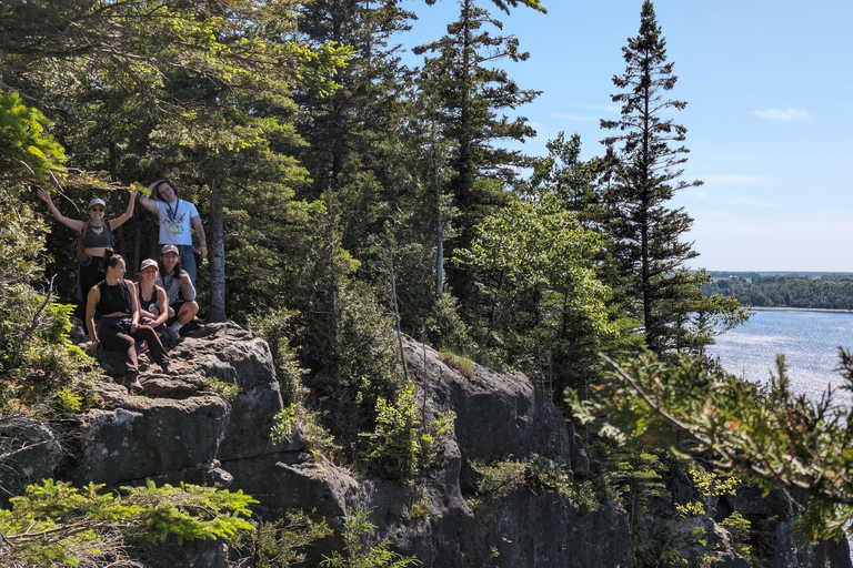 Toronto: excursión de 2 días con acampada en el Parque Nacional de la Península de Bruce