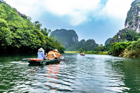 From Hanoi: Ninh Binh – Bai Dinh & Trang An & Mua Cave Tour Private Tour