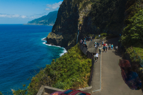 Tour de día completo en todoterreno por el oeste de Madeira, con recogidaExcursión en todoterreno por Madeira