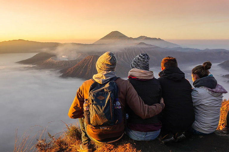 Yogyakarta: Tumpaksewu, Bromo, Ijen, Drop Bali All Inclusive From Yogyakarta: Tumpak Sewu, Bromo, and Ijen 4-Days Tour