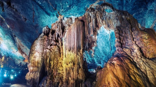 From Hue: Phong Nha Cave and Paradise Cave 2 Days Adventure