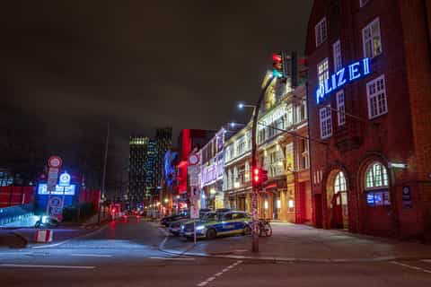 Hamburg: In the Footsteps of Olivia Reeperbahn Tour