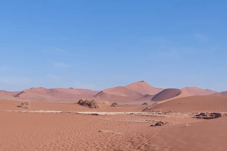 From Swakopmund: Budget Sossusvlei Guided 2-Day Trip
