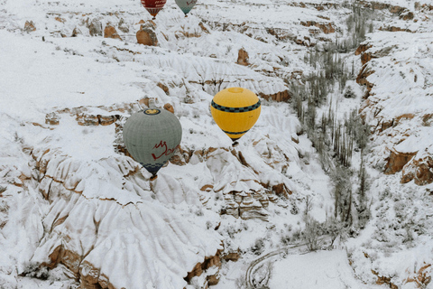 Pamukkale/Kapadocja: Lot balonem / transfer z hoteluKapadocja: Drugie doliny (Soğanlı – Doliny Kotów)