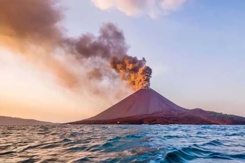 Private Jakarta Tour : Exploring Mount Krakatau Volcano Tour