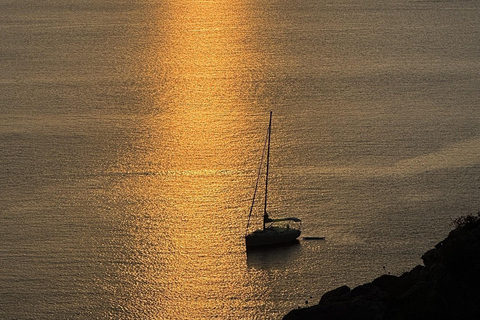 Cala Galdana - Full-day sailing trip (8 hours) Full-day sailing trip through the coves of southern Menorca (max. 4 people)