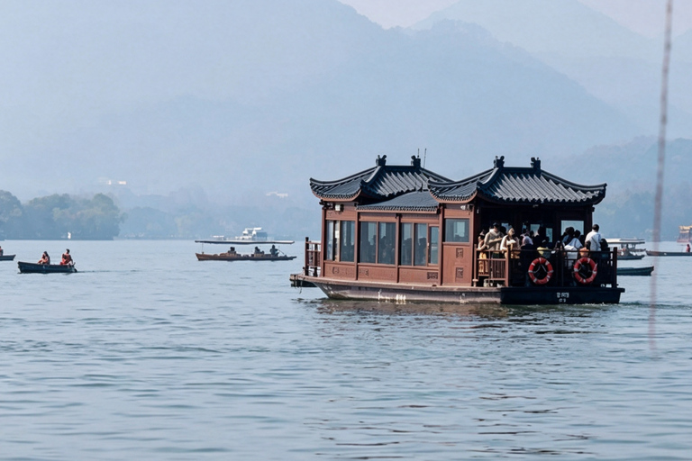 Hangzhou: West Lake Foreign Affairs Boat Ticket