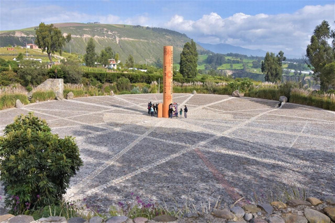 Vanuit Quito: Cultuur- en winkeltour in de omgeving van Otavalo, hele dag