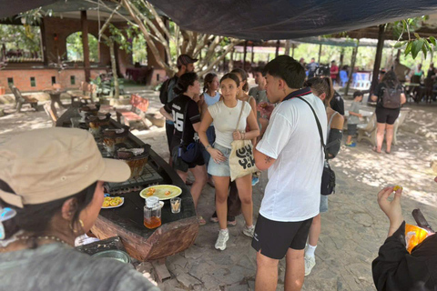 Max 14: Discover Cu Chi Tunnels System & Mekong Delta Private Group Tour