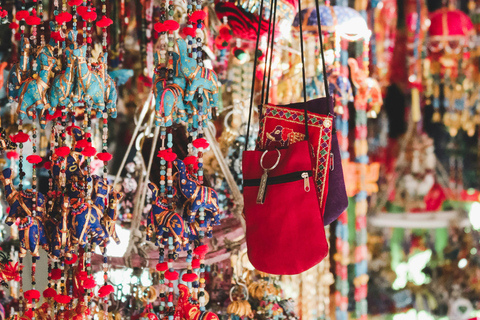 Jaipur: Bapu Bazaar Walking Tour with Street Food Private Transfer with Guide