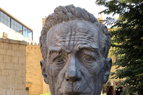 Baku: Old City Walking Tour with Guide With Deutsch Speaking Guide