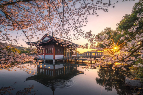 Hangzhou:Cultural and World Heritage Tour with Private Guide