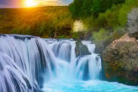 Sarajevo: Tagestour nach Strbacki Buk, Jajce, Wasserfälle Tour