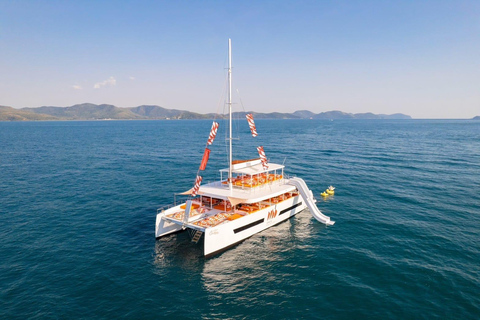 Pattaya: Koh Rin & Bamboo Beach Sunset Premium Tour