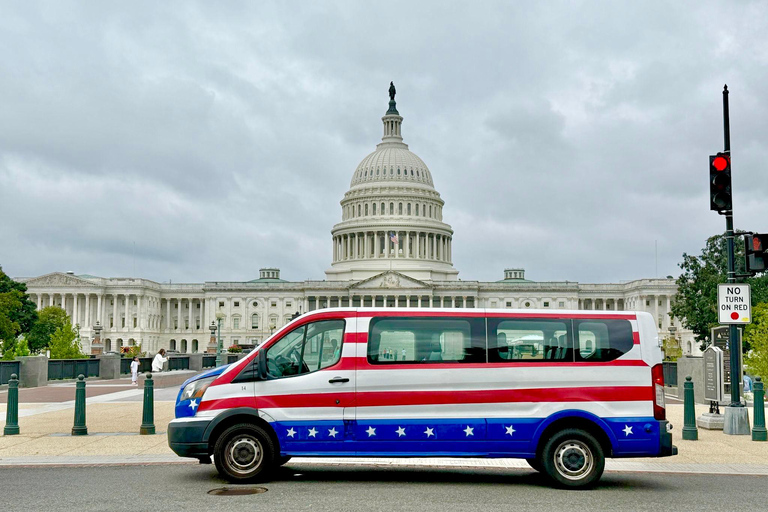 Washington DC: D.C Memorials Guided Small Group Minibus Tour OPTION 1