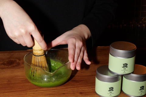 Kyoto: Sushi-Making Class and Table Tea Ceremony