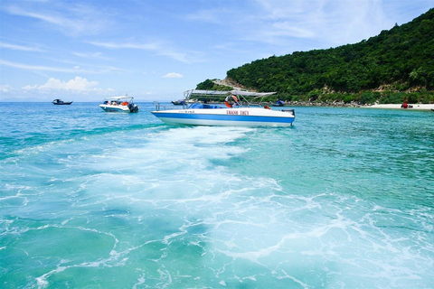 Visita le isole Cham e fai snorkeling e immersioni subacqueeTour di gruppo