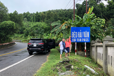 Hue: Traslado privado a Hoi An con parada en el Paso de Hai Van