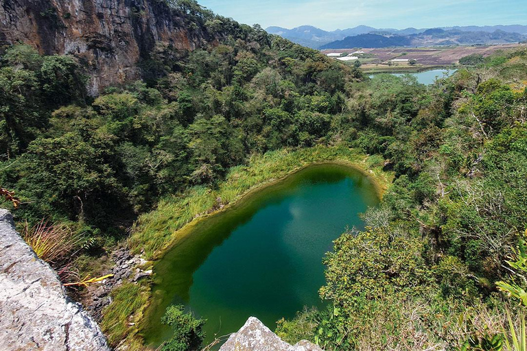 A day trip to Chinkultic and Montebello Lakes from San Cristóbal de Casas: Tour A day trip to Chinkultic and Lagos de Montebello from San Cristóbal de Casas: Tour