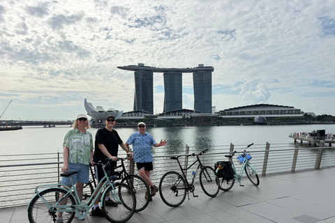 Singapore River & Marina Bay | 2 Hours Bike Tour
