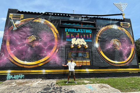 Miami: Graffiti & Street Art Tour in Wynwood Wynwood Graffiti’s Private Tour 2h