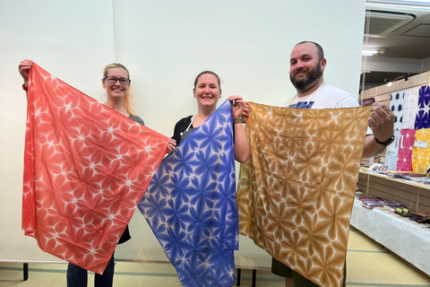 Corso di Shibori Furoshiki al Museo Shibori di Kyoto