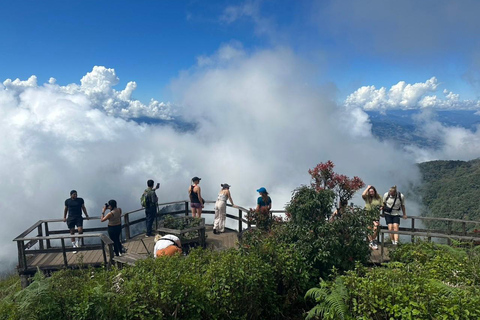 Chiang Mai: Excursión de un día al Parque Doi Inthanon con caminata por Kew Mae PanLa Visita Regular incluye Comida y Entradas