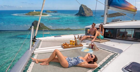 Mauritius Catamaran Cruise: 3 North Islands with Lunch and Drinks