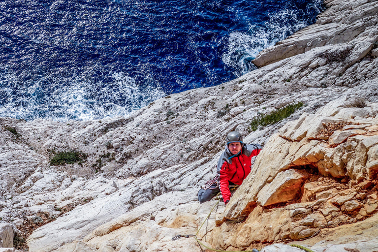 Session d&#039;escalade multi-pitch dans les Calanques près de MarseilleEscalade Multi-Pitch / Séance de découverte dans les Calanques