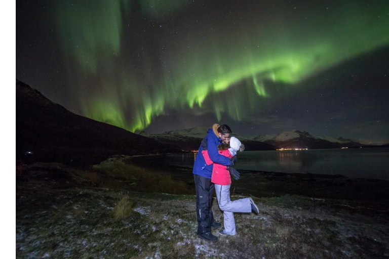 Tromsö: Nordlicht-Verfolgungsjagd im großen Bus mit kostenlosen Fotos