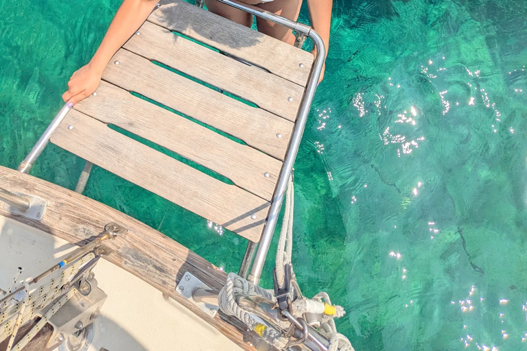 Alghero: Slow Morning Sailing & Swimming Stops (Adults Only) Boat for exclusive use (Adults Only)