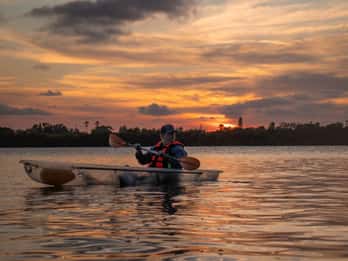 Cocoa Beach: tour al tramonto in kayak trasparente e bioluminescenza