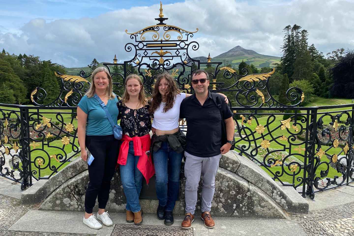 Day Tour from Dublin: Wicklow Best Gardens and Countryside