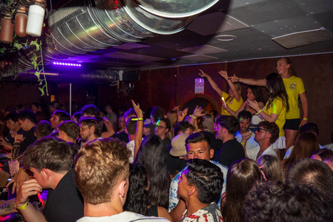 Cannes: Bar Crawl Madness 4 Bars, Wild Games &VIP Club Entry Cannes : Bar/Pub Crawl with Free Shots and VIP Access