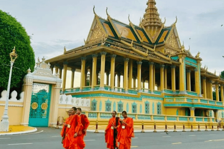 Phnom Penh: Royal Palace, City & Silk Islands -Half/Full Day Half-Day: Royal Palace, Museum, Wat Phnom & Central Market