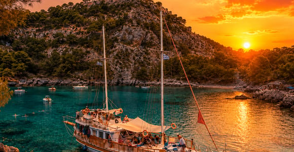 Rhodes: Sunset Cruise & Unlimited Aperol Spritz, Beer & Wine