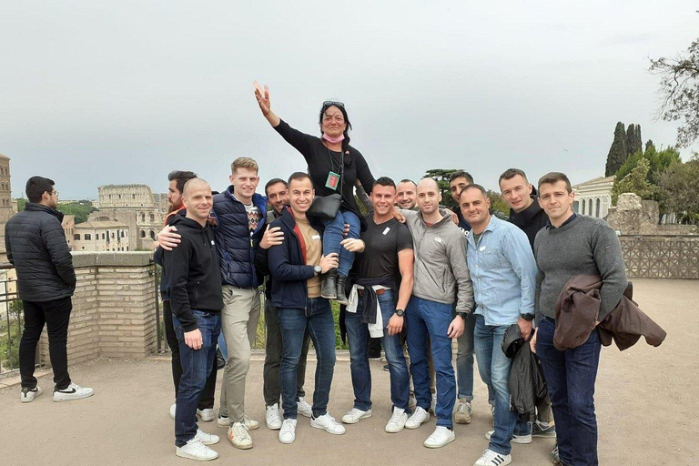 Rome: Colosseum, Roman Forum, and Palatine Hill Experience Colosseum Guided Tour with Roman Forum Entry Experience