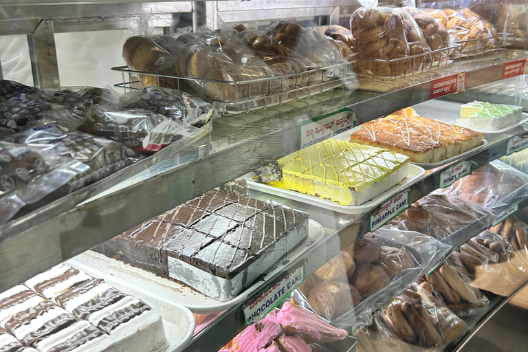 Bangalore: Cerimónia Tika e tour gastronômico de rua com lembrançasBangalore: Cerimónia Tika e tour gastronômico pelas ruas com lembranças